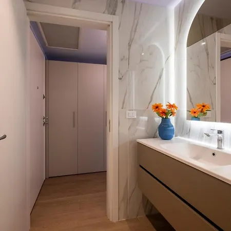 Duomo Design - Bilocale-wifi-aircon Apartment *